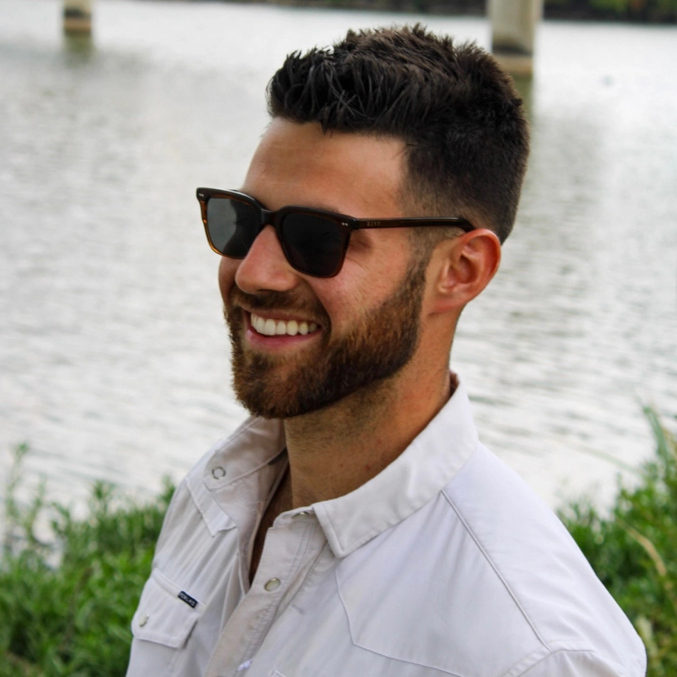 BILLIE - WHISKEY   GREY POLARIZED SUNGLASSES